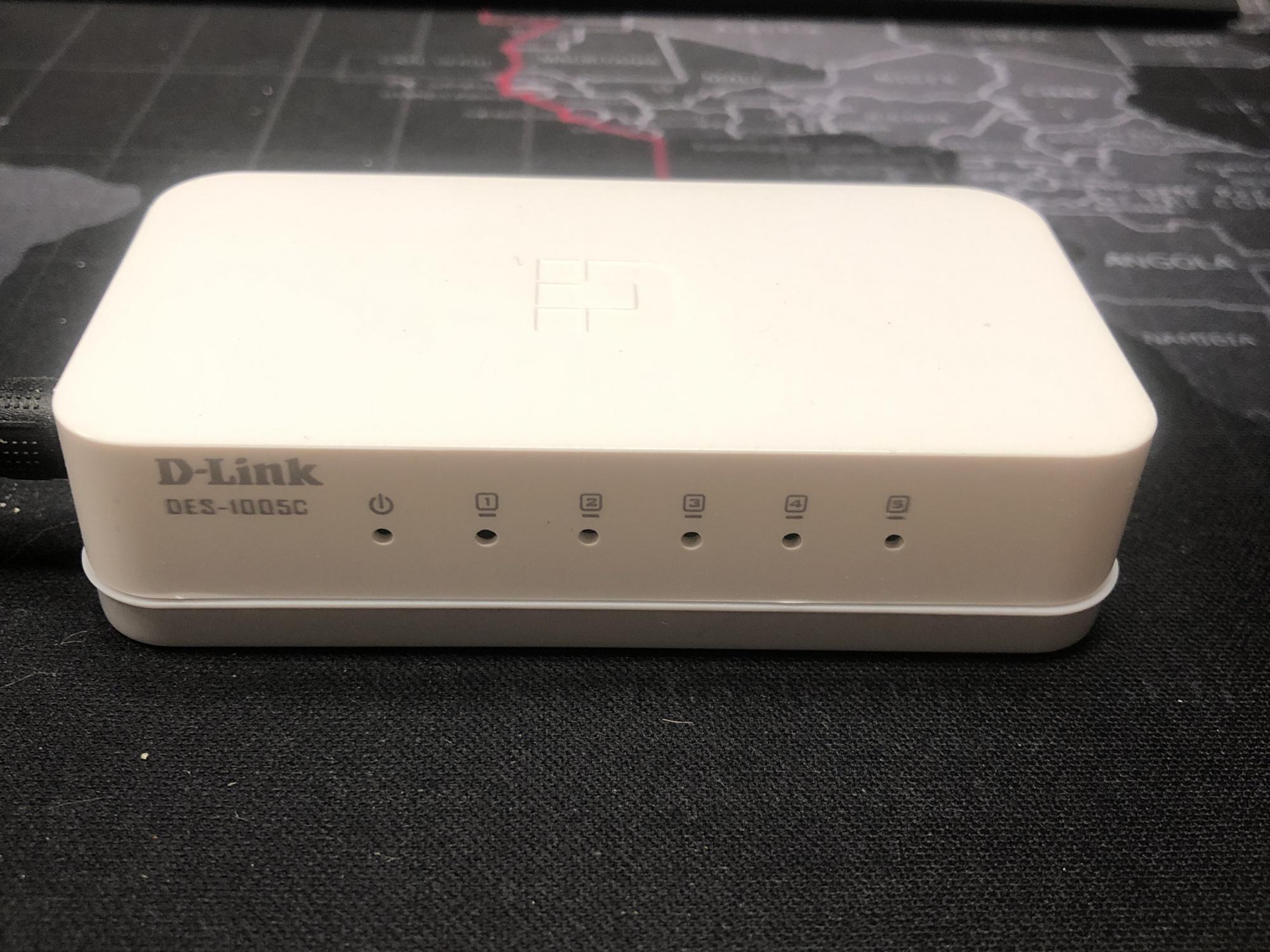 D-link des-1005c. Коммутатор d-link des-1005c комплект. Коммутатор d-link des-1005c купить.