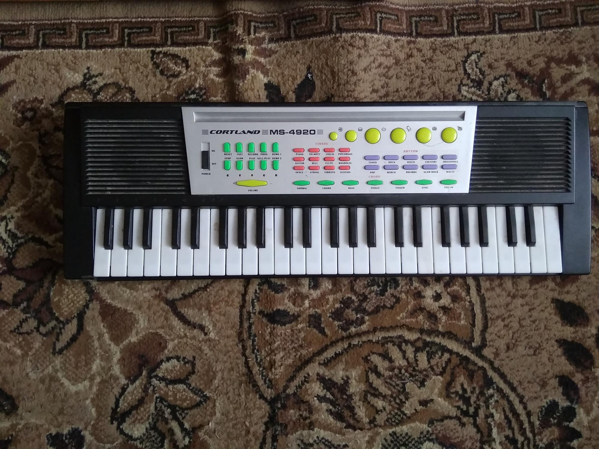 Синтезатор mk 805. Doremi пианино d-00060 черный. Как починить синтезатор починить синтезатор. Синтезатор внутри. Синтезатор mk 805.