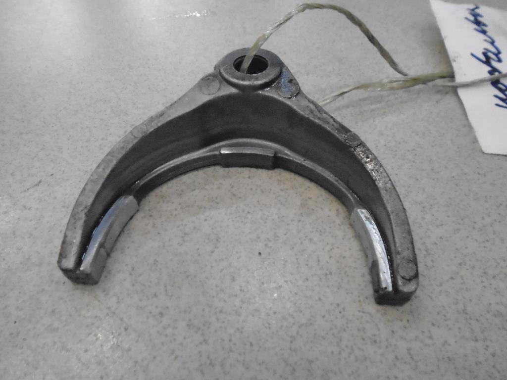 Chevrolet cobalt акпп. Шевроле кобальт кулиса мкпп. Ручка кпп шевроле кобальт. Шевроле авео коробка автомат. Кулиса кпп шевроле кобальт.